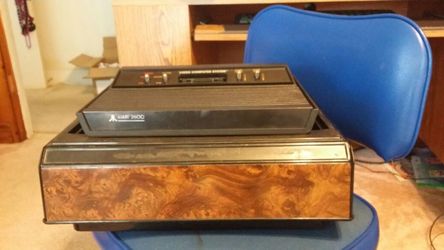 Original Atari with controllers and 16 games excellent working condition