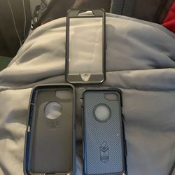 Otter box case (iPhone 7)