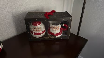 Johanna Parker Carnival Cottage Creamer And Sugar