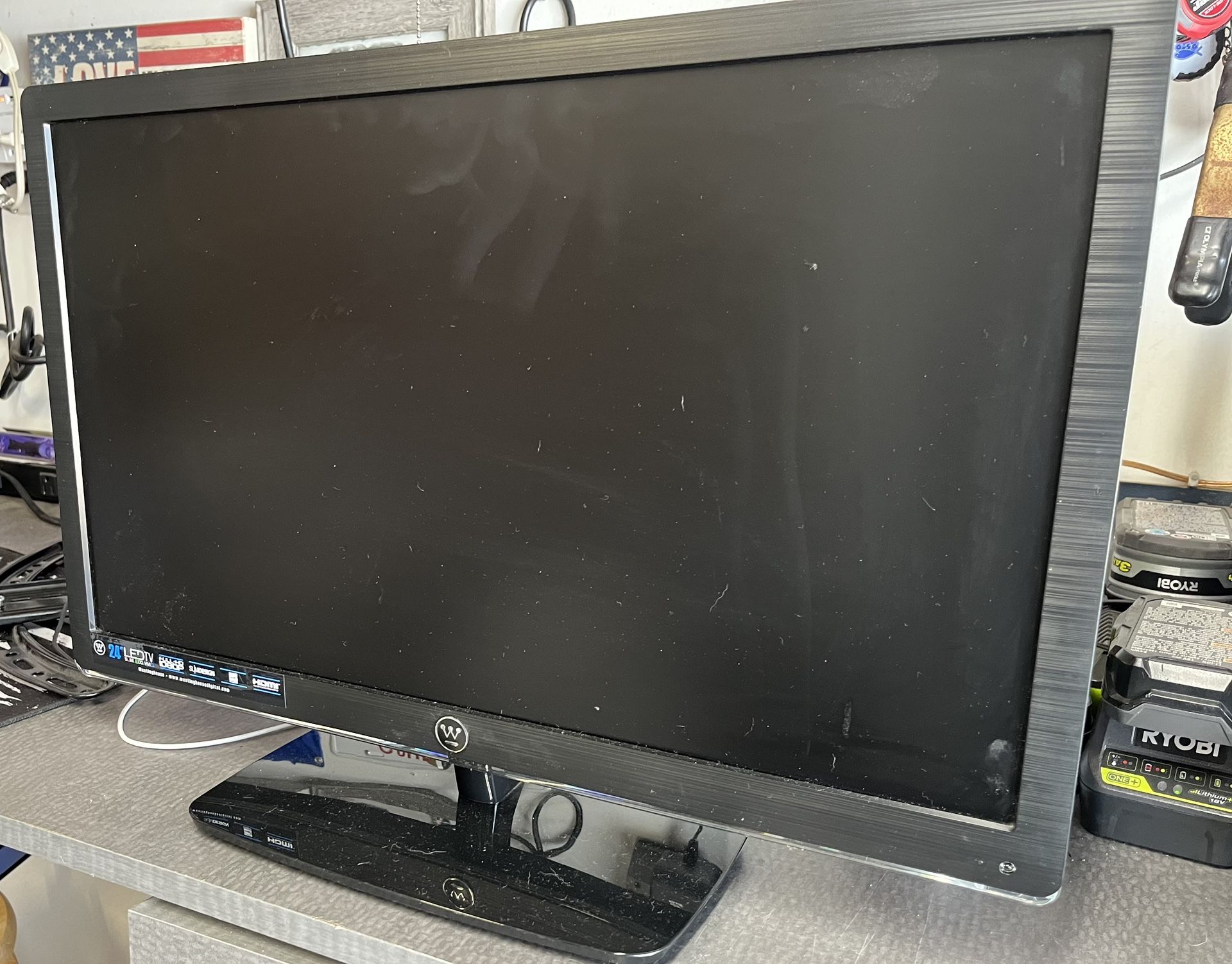 24” Tv/monitor White Westinghouse 