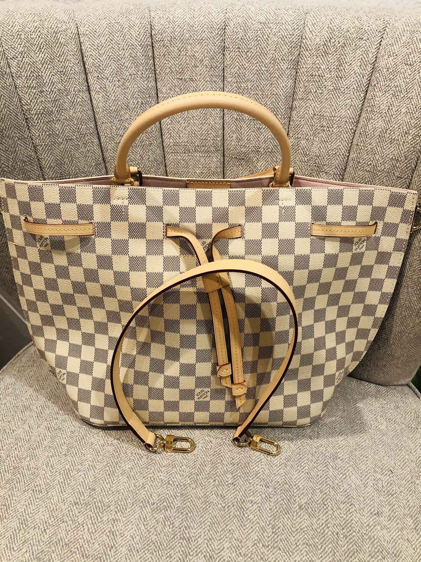 Louis Vuitton Damier Azur - Girolata