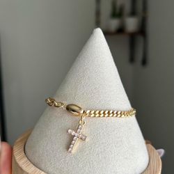 18k Gold Plated Bracelet With Cubic Zirconia Stones