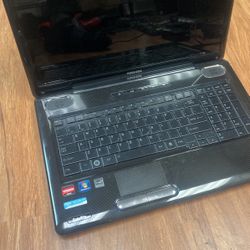 17” Toshiba Satellite AMD Turion Dual core 128gb SSD 4gh Ram 