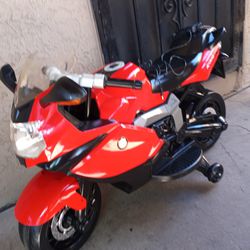 Small Motorcycle For Kids BMW Have Charger Work Great 12 Volt