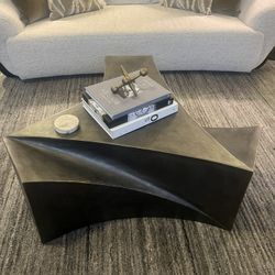 Designer High End Coffee Table 