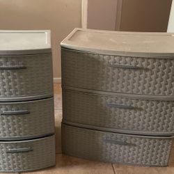 2 Plastic Drawers