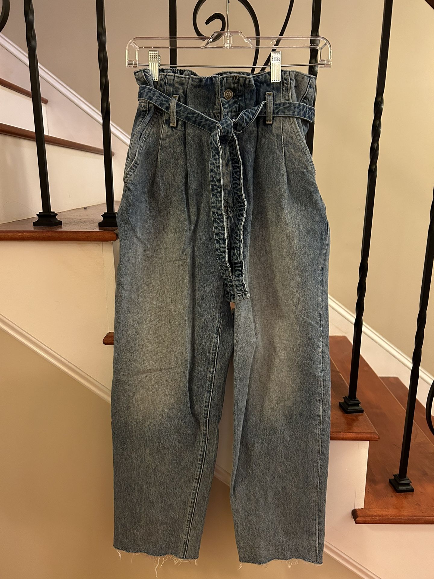 Abercrombie Fitch Jeans 2 Dark Wash Raw Hems 