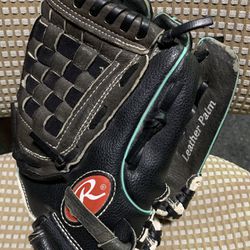 Rawlings PL120MT right hand throw 11” fast pitch softball glove mitt