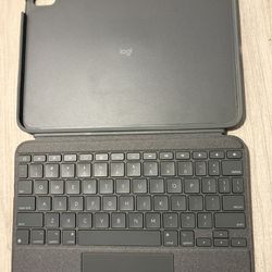 iPad  Case - Backlit, Bluetooth  keyboard