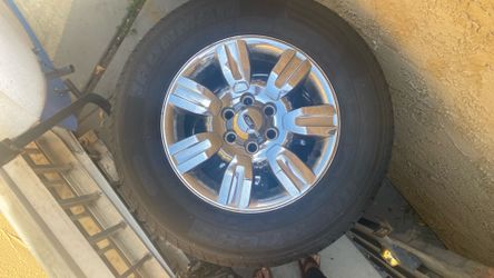Ford F-150 stock rims & 12 ply heavy duty tires LT275/65R18