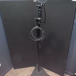 Ultimate Support MC-125 Professional Studio Boom Microphone Stand (mic cable, pop filter, & headphone clamp included) 