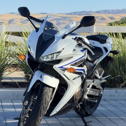 2016 HONDA CBR500R