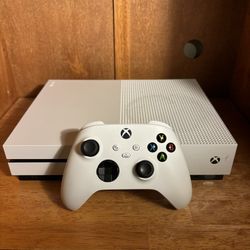 Xbox One S 