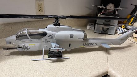 Roban 470 AH1 Cobra Fuselage with Accessories Ready for Your Mechanics