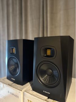 Adam Audio T7V Studio Monitors – Excellent Condition – Warranty