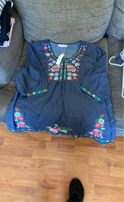 Blusa De Flores XL Azul Mezclilla Nueva