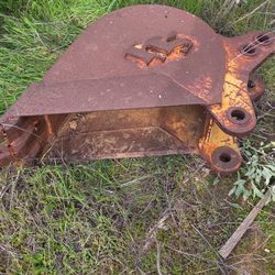 Tractor Bucket 