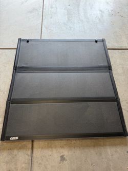 Tonneau Hardcover Tri-Fold Truck Bed Cover