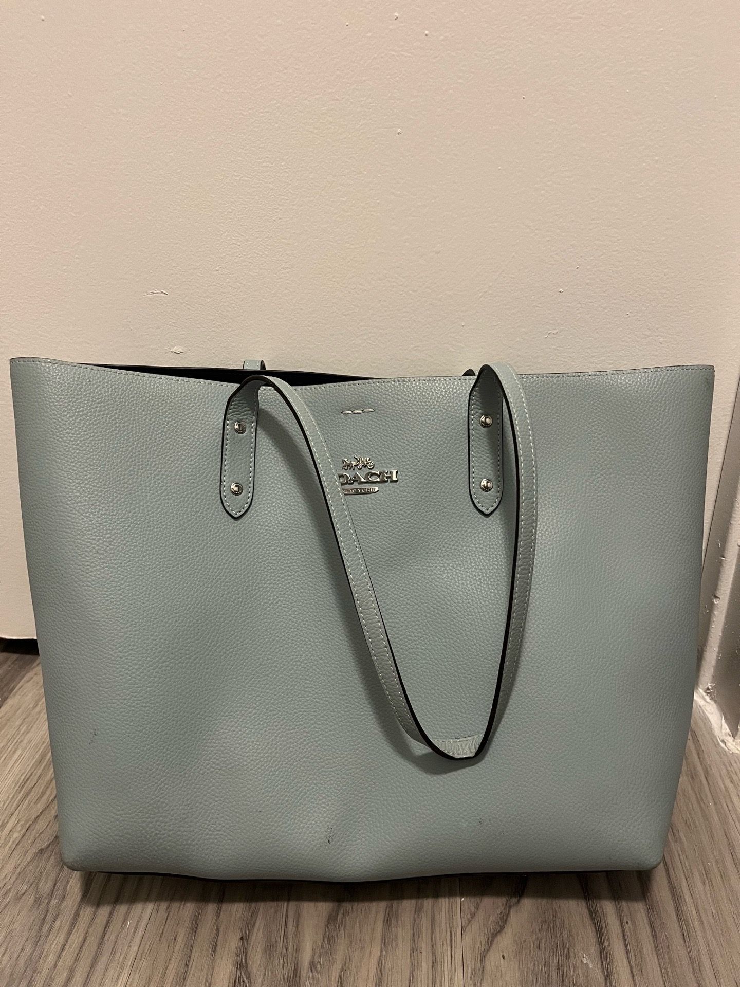 Authentic coach tote