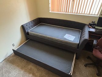 Twin size daybed frame with mattresses