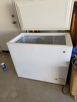 Deep freezer