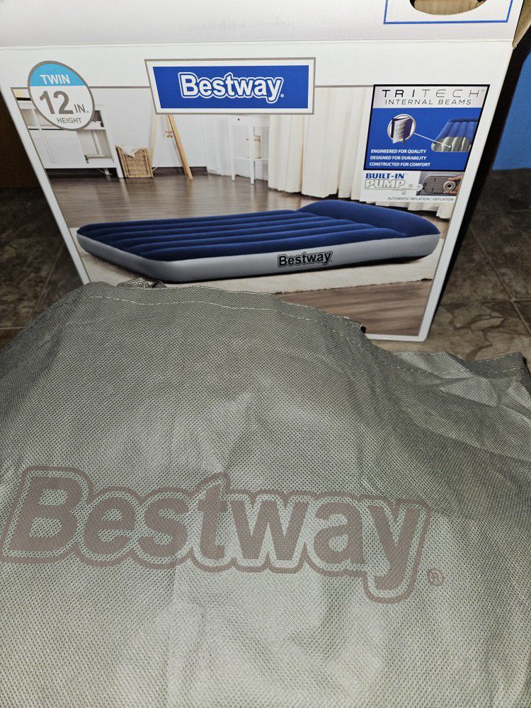 Twin Air Bed With Built In Pillow And Pump