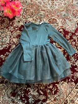 Girls dress size 5-6