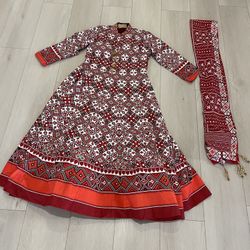 African Print Formal Ladies Indian Gown and matching shawl (2 piece outfit)  Medium Size 