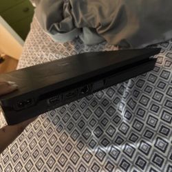 playstation 4 slim 
