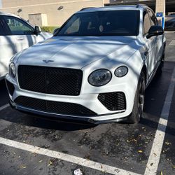 2022 Bentley Bentayga