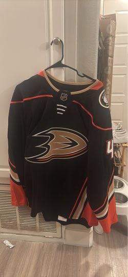 Zegras ducks jersey