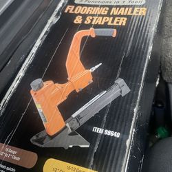 Central Pneumatic 3-In-1 Air Flooring Nailer & Stapler Contractor Series