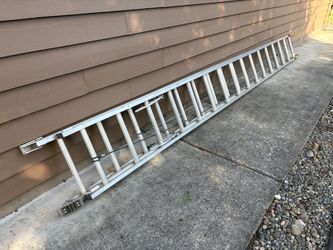 Werner 32 Foot Extension Ladder