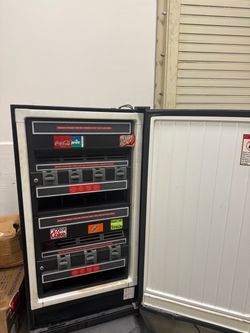 Vending Machine for Sale