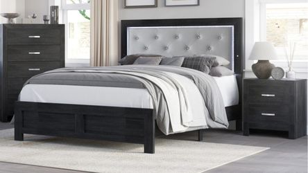 Jaylen Queen Bed With 1 Nightstand Included 