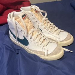 Nike blazers 