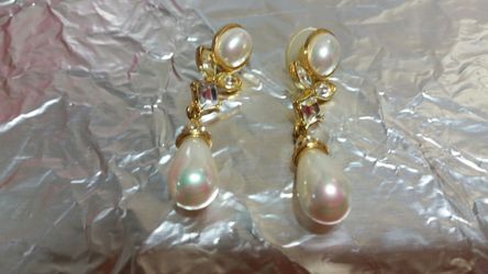 Earings