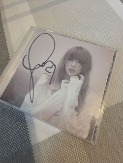 Signed Taylor swift Manuscript CD