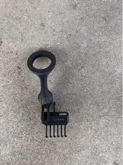 Tesla’s phone holder