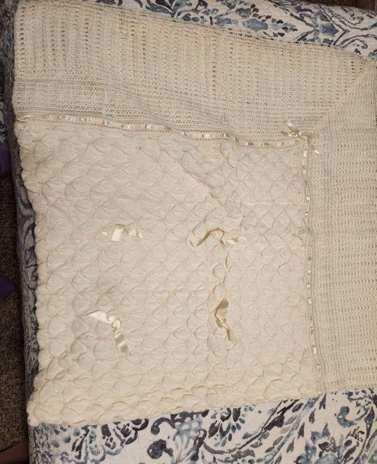 White baby blanket