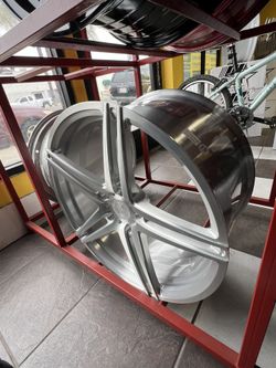 🚦‼️20” Brush Lexani Wheels ‼️🚦