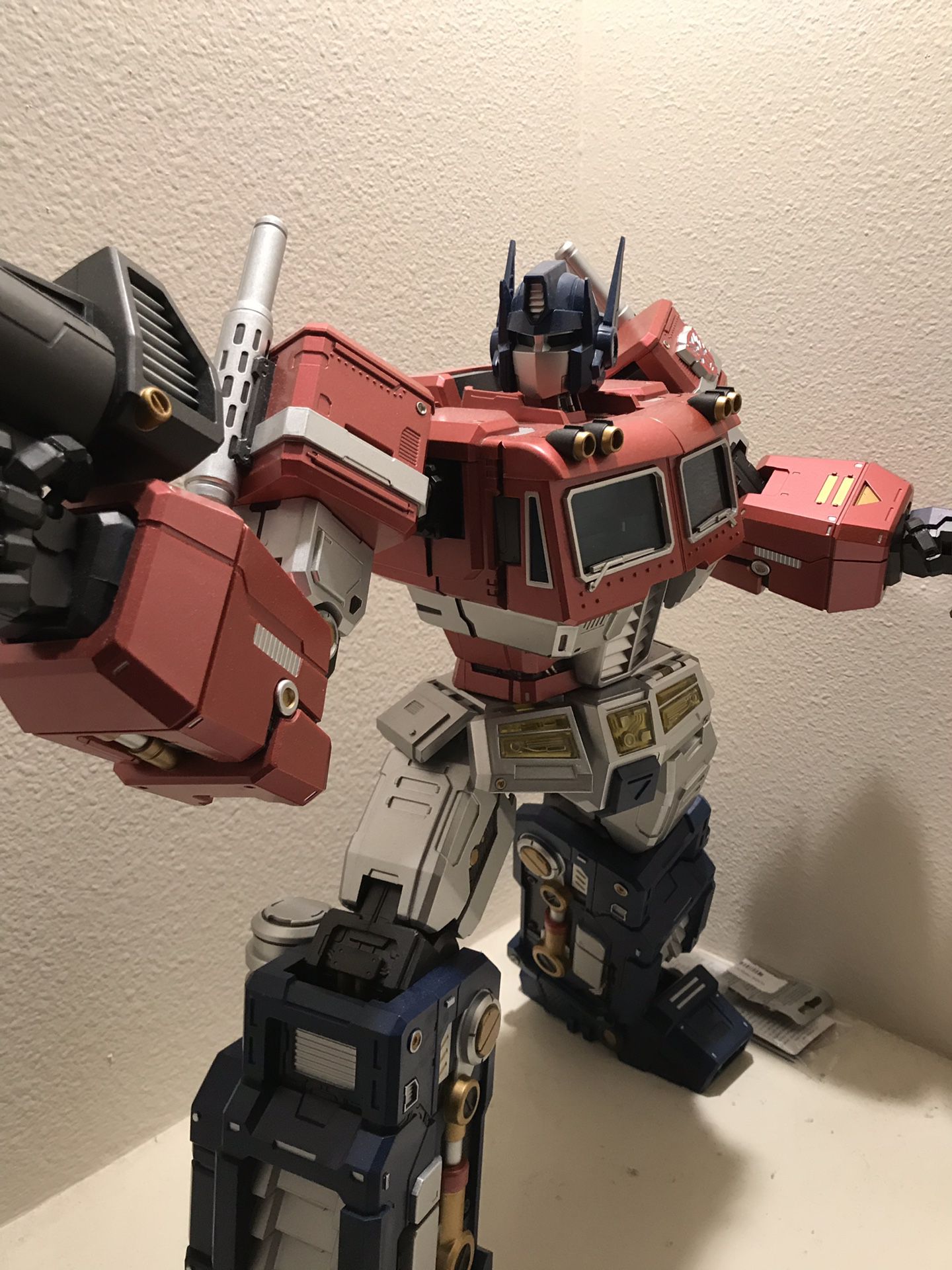Toys alliance mas-01 Optimus prime transformers