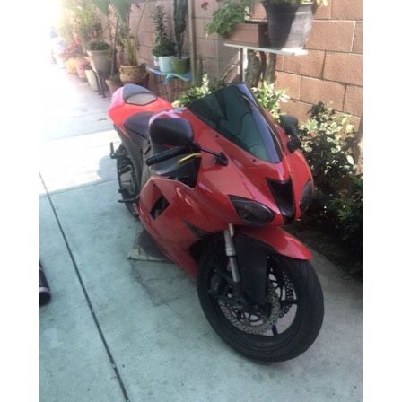 Kawasaki ZS6R 2008