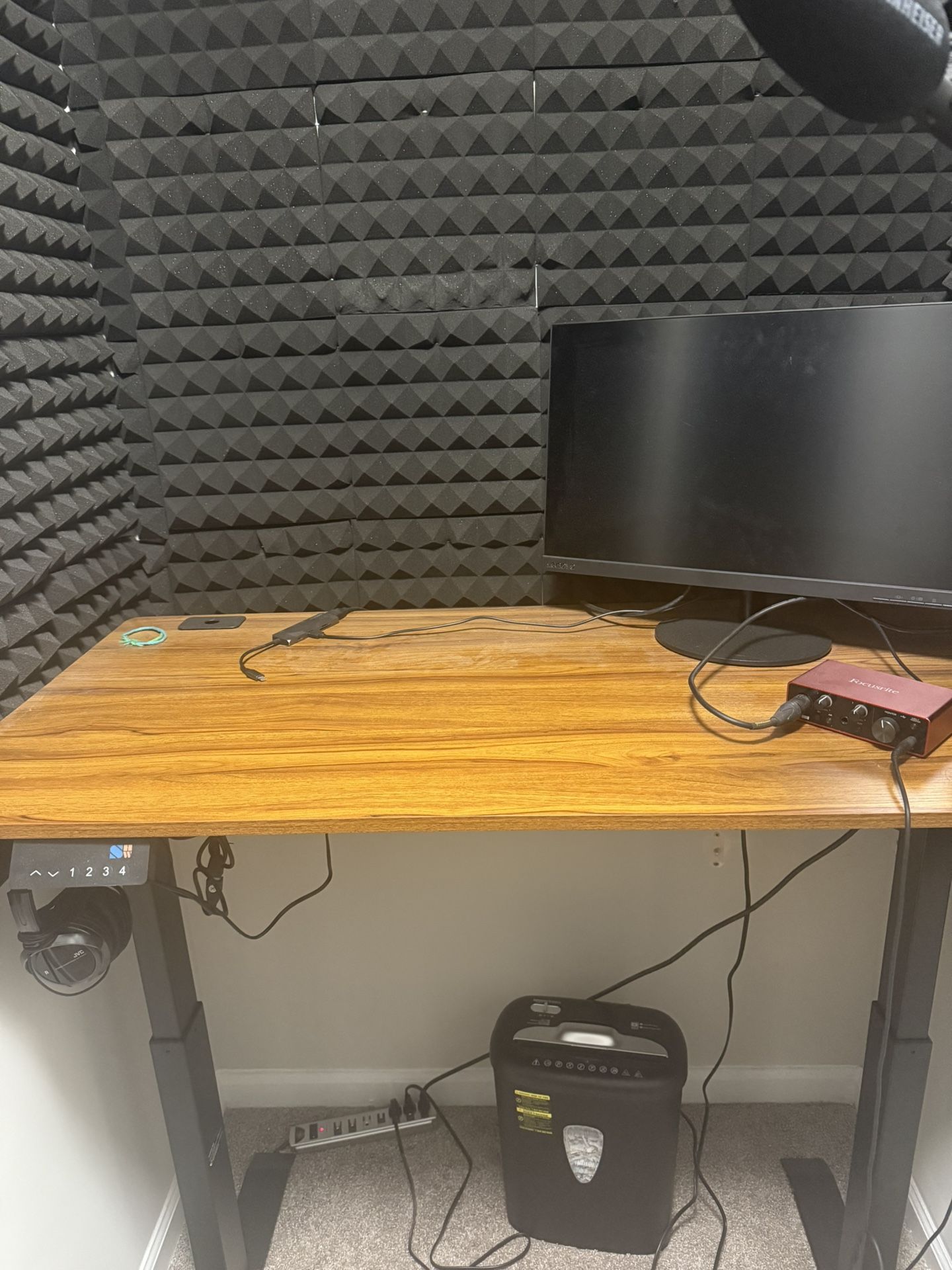 Electronic Standing Desk