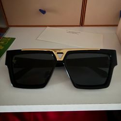 Louis Vuitton Evidence Sunglasses