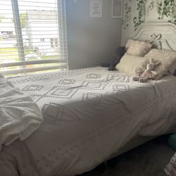 XLG twin Bed With Night Stand 