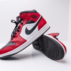 Jordan 1 Mid 'Chicago Black Toe' | Size 13 Men | BEST OFFER