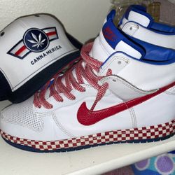 Supreme Nike Dunk Size 9