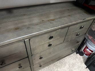 3-Piece Bedroom Set – Large Dresser + 2 Nightstands – Solid Wood