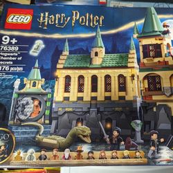 LEGO Harry Potter Hogwarts Chamber of Secrets 